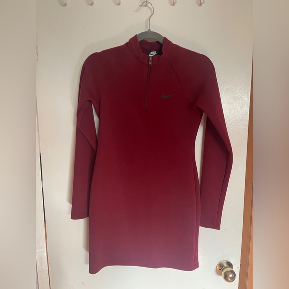 Nike Neoprene Burgundy Dress - Picture 3 of 5